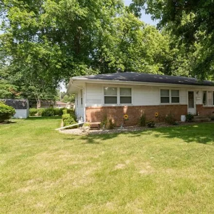 Buy this 3 bed house on 14 Ethell Pkwy in Normal, Illinois