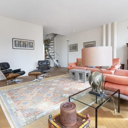 Rent this 3 bed apartment on Le Rendez-vous in Weteringschans 75A, 1017 RX Amsterdam