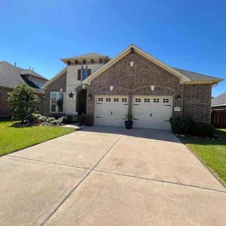 Rent this 1 bed room on 2024 Scissor Tail Road in Brazoria County, TX 77581