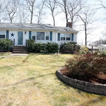 Rent this 2 bed house on 72 Atlantic Drive in Fenwood, Old Saybrook