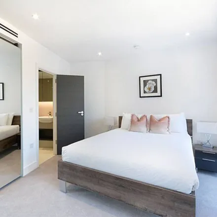 Image 7 - Conoco House, 230 Blackfriars Road, Bankside, London, SE1 8NL, United Kingdom - Apartment for rent