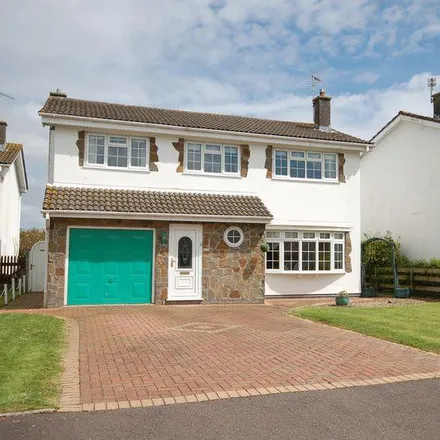 Rent this 4 bed house on Yr Efail in Treoes, CF35 5EG