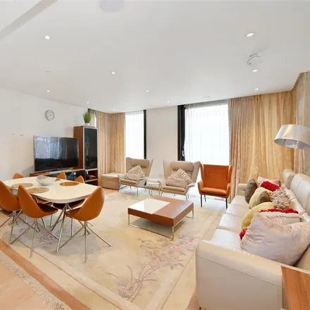 Rent this 3 bed apartment on 3 Merchant Square in London, W2 1AS