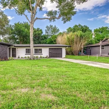 Buy this 3 bed house on 34 Golfview Cir NE in Winter Haven, Florida