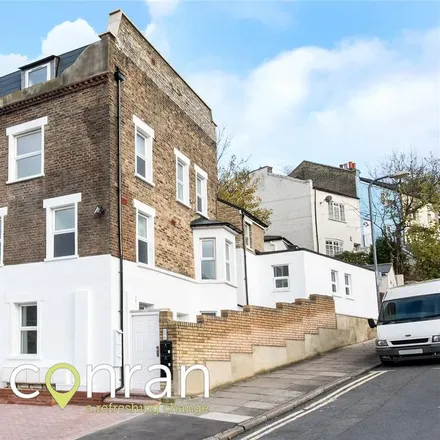 Rent this 1 bed apartment on Brookhill Road in London, SE18 6ZE