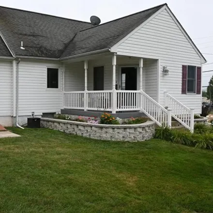 Buy this 3 bed house on 65 Souderton Hatfield Pike in Souderton, Pennsylvania