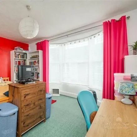 Image 6 - 13 - 37 Beaumont Avenue, Plymouth, PL4 8DX, United Kingdom - Townhouse for sale