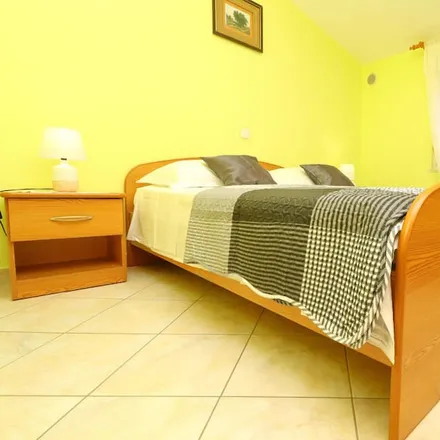Rent this 3 bed apartment on 20271 Općina Blato