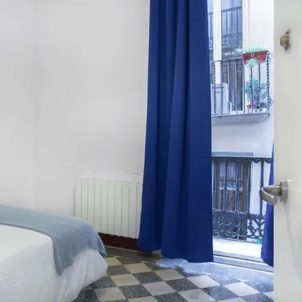 Image 4 - Carrer de les Heures, 10-4, 08002 Barcelona, Spain - Room for rent