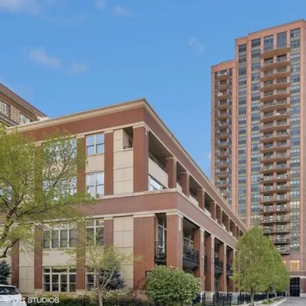Buy this 2 bed condo on 324 North Jefferson Street in Chicago, IL 60661