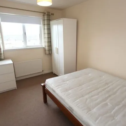 Image 9 - 6 Easter Dalry Drive, City of Edinburgh, EH11 2TE, United Kingdom - Apartment for rent
