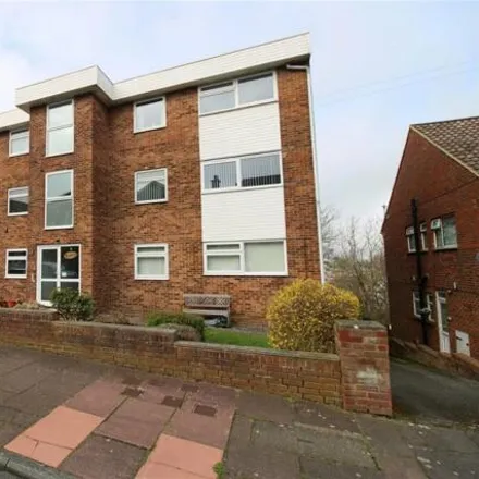 Buy this 2 bed apartment on King's Avenue in Eastbourne, BN21 2PD