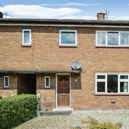 Buy this 3 bed townhouse on 4 Bythom Close in Christleton, CH3 7BN