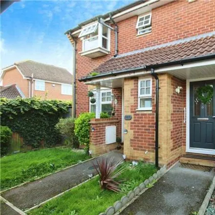 Buy this 3 bed townhouse on Magennis Close in Gosport, PO13 9XL