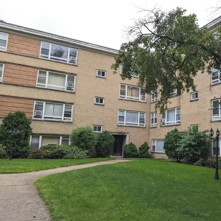 Buy this 2 bed condo on 6101-6115 North Seeley Avenue in Chicago, IL 60659