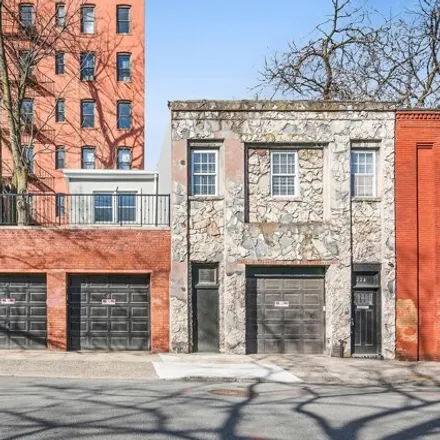 Image 1 - 224 Hall St, Brooklyn, New York, 11205 - House for sale