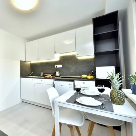 Rent this 3 bed apartment on Lutomierska 125 in 91-036 Łódź, Poland
