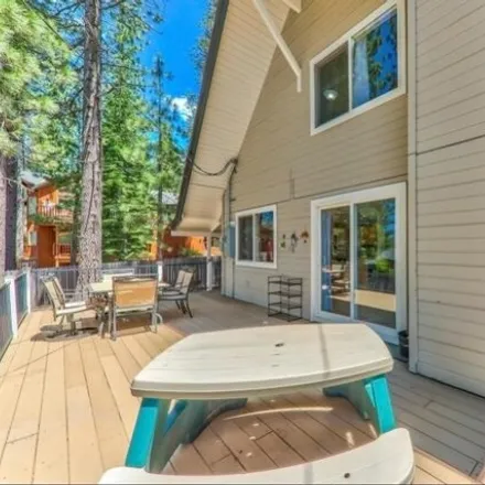 Image 2 - Tahoe Paradise Junior College, Apache Avenue, Meyers, El Dorado County, CA 96154, USA - House for sale