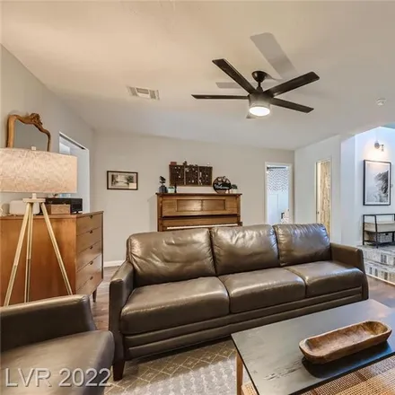 Image 8 - 258 Finestra Drive, Henderson, NV 89074, USA - Loft for sale