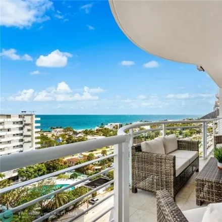 Image 1 - 2854 Northeast 33rd Avenue, Fort Lauderdale, FL 33308, USA - Condo for sale
