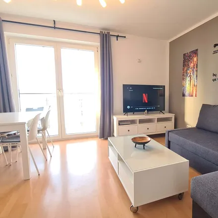 Rent this 2 bed apartment on Marggrafstraße 8 in 40878 Ratingen, Germany