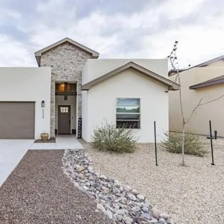 Buy this 4 bed house on 3036 Dos Vistas Avenue in Las Cruces, NM 88012