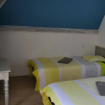 Rent this 6 bed house on 24250 Cénac-et-Saint-Julien