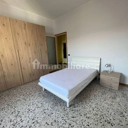 Image 6 - Viale passeggio pubblico 20, 29100 Piacenza PC, Italy - Apartment for rent