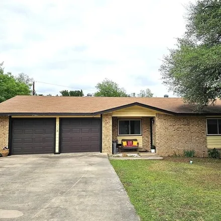Buy this 3 bed house on 156 Crescent Drive in Kerrville, TX 78028