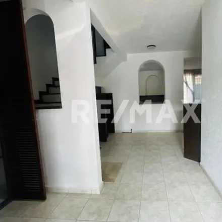 Rent this 3 bed house on Avenida Federación 838 in La Providencia, 50240 Metepec