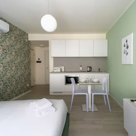 Image 5 - Artknit, Via Pietro Metastasio 1, 20123 Milan MI, Italy - Apartment for rent