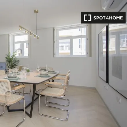 Rent this 2 bed apartment on unnamed road in Porto, Portugal