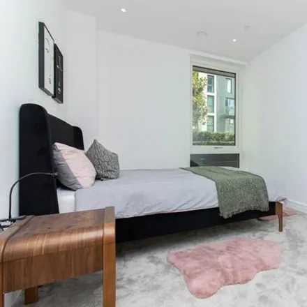 Image 9 - Beaulieu House, 15 Glenthorne Road, London, W6 0BU, United Kingdom - Apartment for rent