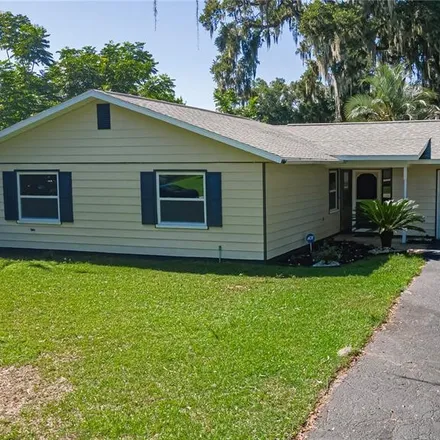 Buy this 3 bed house on 2061 Southeast 39th Street in Marion County, FL 34480