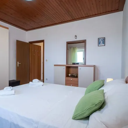 Rent this 3 bed house on Općina Selca in Split-Dalmatia County, Croatia