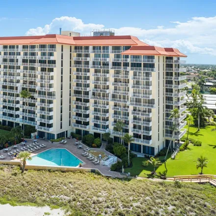 Image 3 - 180 Seaview Court, Marco Island, FL 34145, USA - Condo for sale