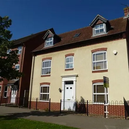 Rent this 5 bed house on West Lake Avenue in Peterborough, Cambridgeshire