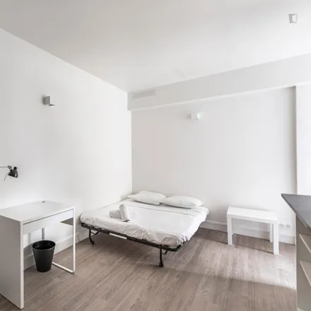 Rent this studio apartment on 37 Rue Pergolèse in 75116 Paris, France
