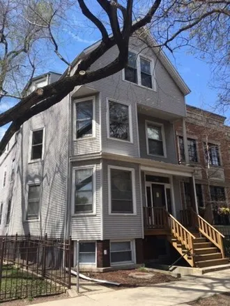 Rent this 3 bed house on 3822 North Wayne Avenue in Chicago, IL 60613