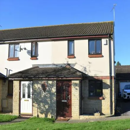 Rent this 2 bed house on Woodhenge in Somerset, BA22 8TT