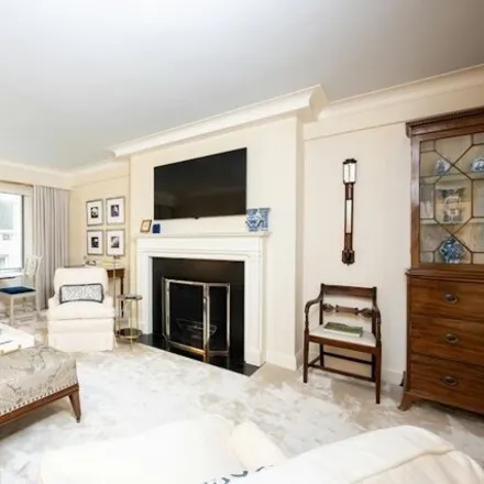 Image 1 - 3 East 71st Street, New York, NY 10021, USA - Apartment for sale