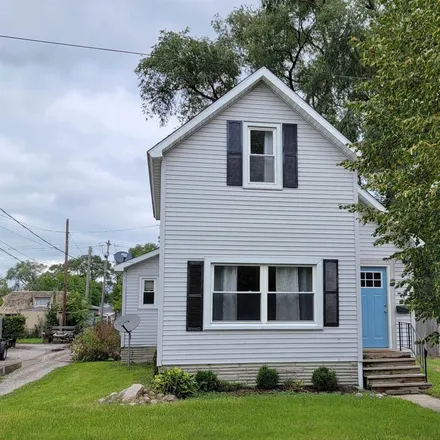 Buy this 3 bed house on 509 19th Street in Bay City, MI 48708