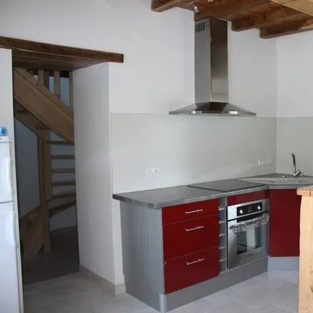 Rent this 3 bed house on 64270 Castagnède