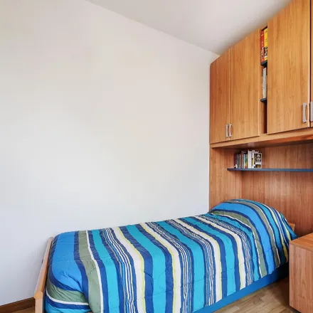 Rent this 3 bed room on Via Quattro Novembre in 20006 Pregnana Milanese MI, Italy