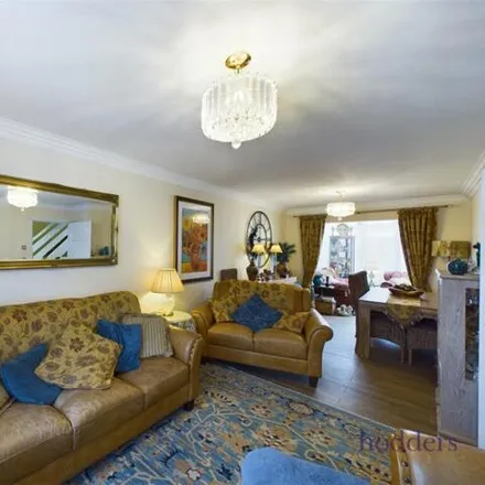 Image 9 - Cerotus Place, Chertsey, KT16 9HJ, United Kingdom - House for sale