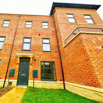 Rent this 2 bed house on Brooklands Lane in Leeds, LS14 6PY