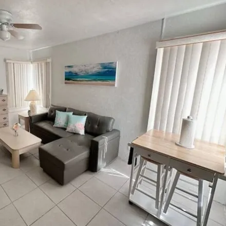 Image 5 - Indian Shores, FL - House for rent