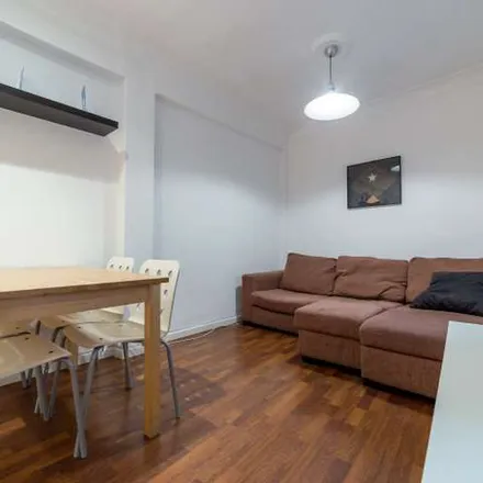 Rent this 3 bed apartment on Carrer del Músic José Iturbi in 46003 Valencia, Spain