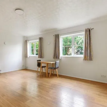 Image 7 - Wolvercote School, Mere Road, Oxford, OX2 8AN, United Kingdom - Apartment for sale