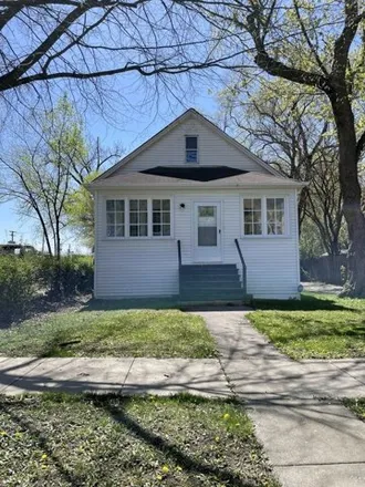 Rent this 2 bed house on 1735 Jefferson Avenue in Glenview, IL 60025